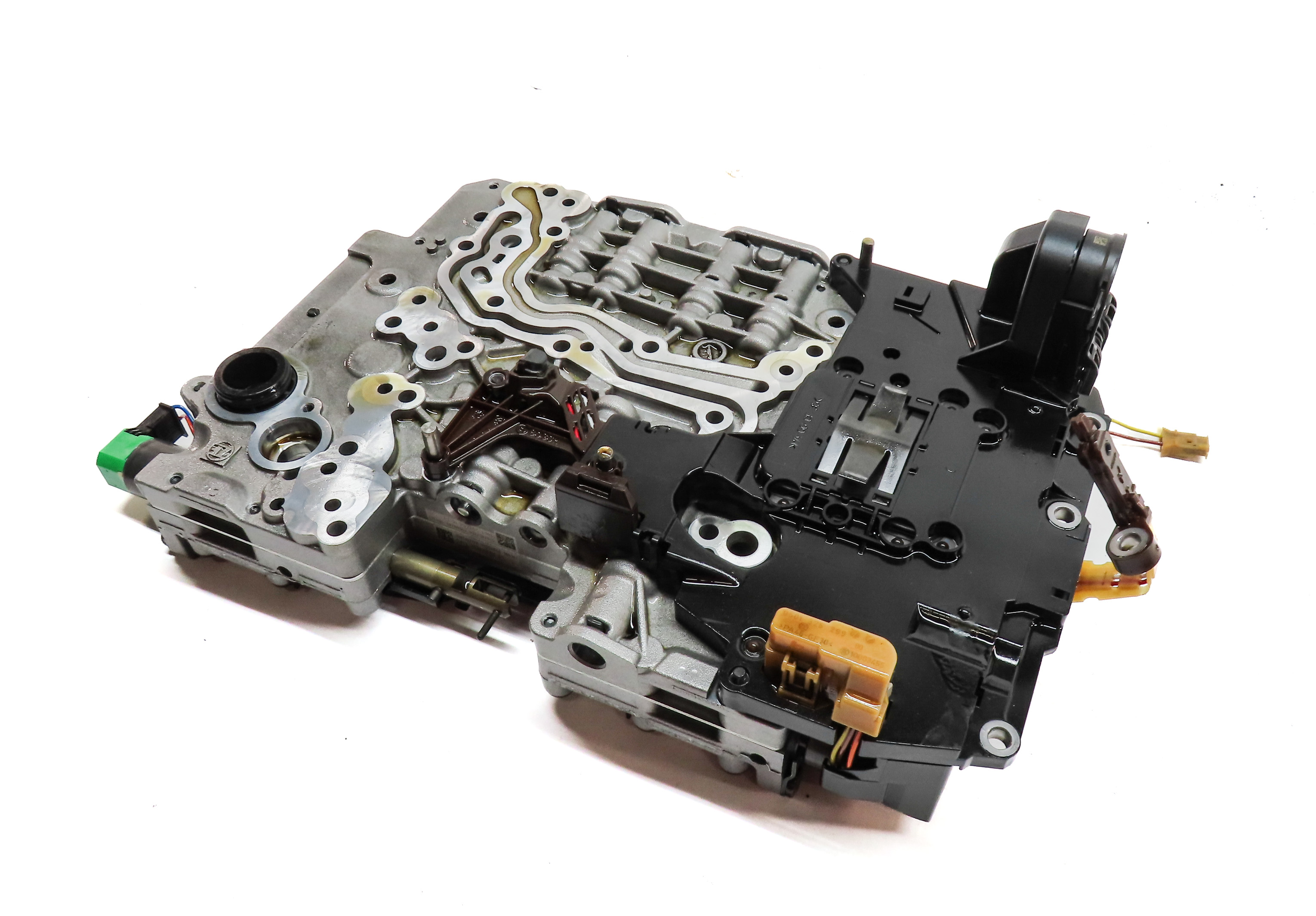 2014-2018 BMW 328i 328iGT 428i X3 X4 8HP-45 AWD AUTO TRANSMISSION VALVE BODY — exact item pictured